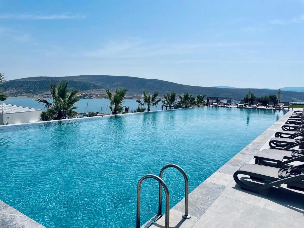 Soliport Hotel & Spa Alacatı Bagian luar foto
