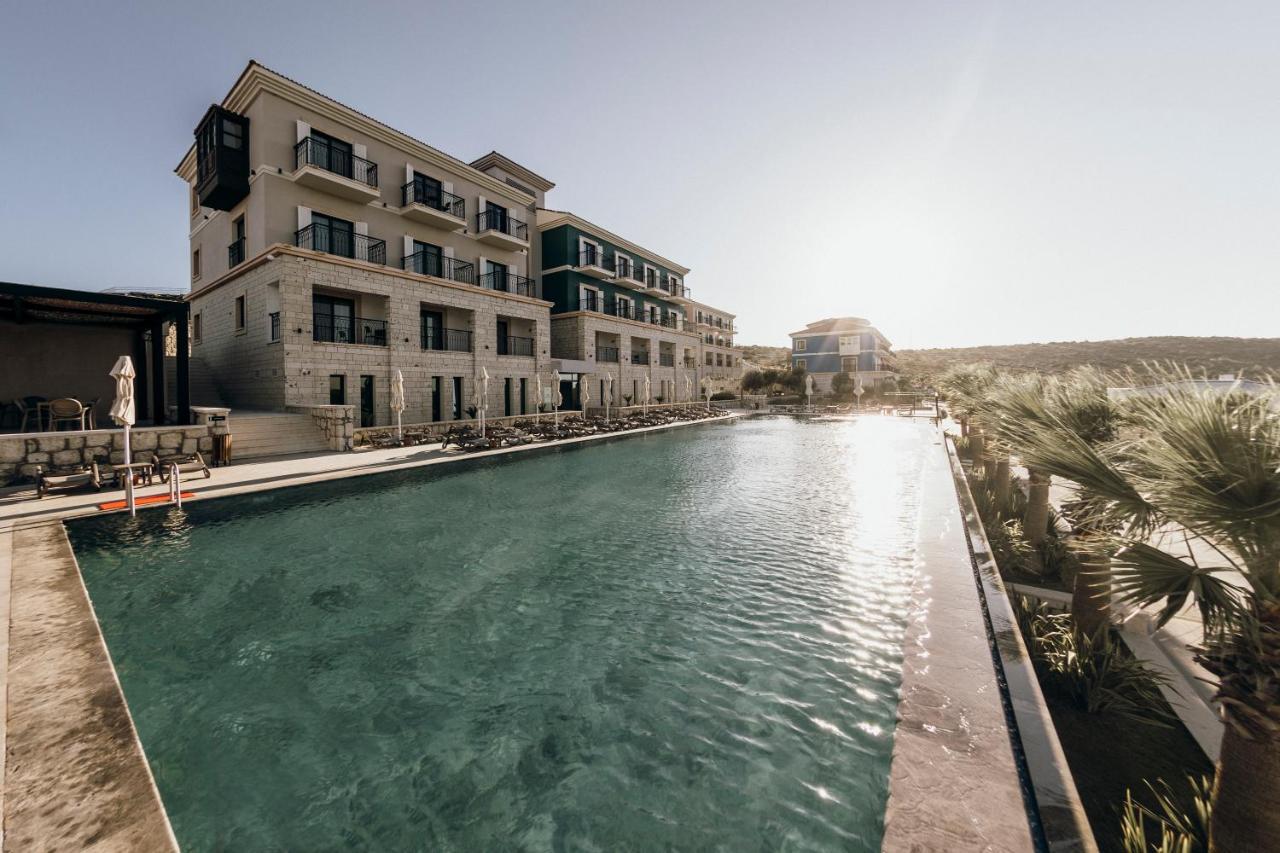 Soliport Hotel & Spa Alacatı Bagian luar foto