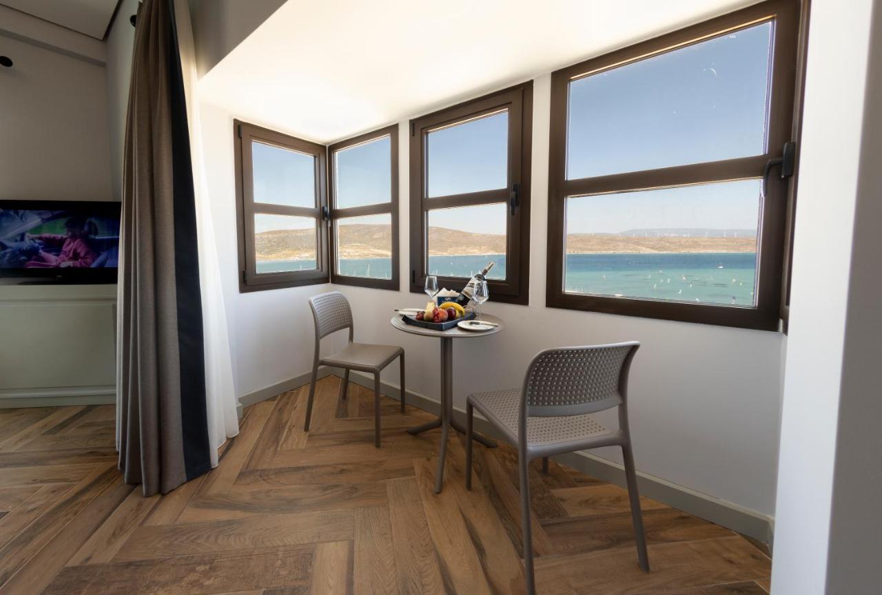 Soliport Hotel & Spa Alacatı Bagian luar foto