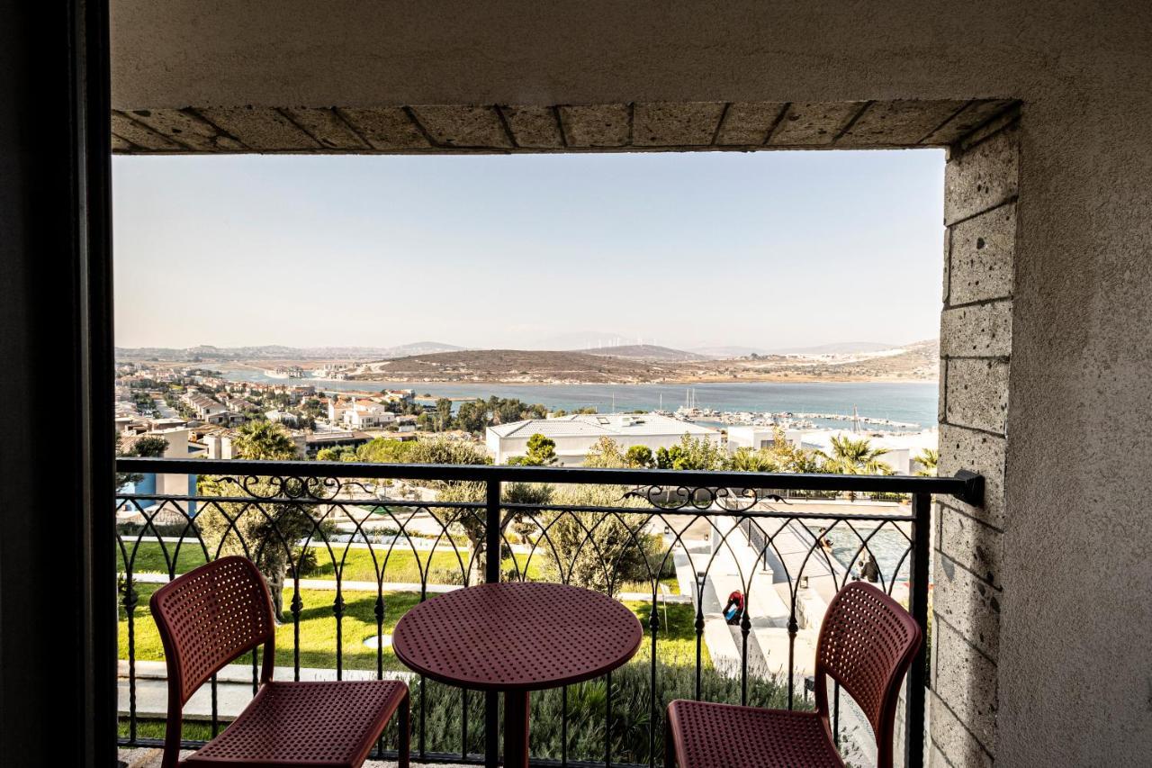 Soliport Hotel & Spa Alacatı Bagian luar foto